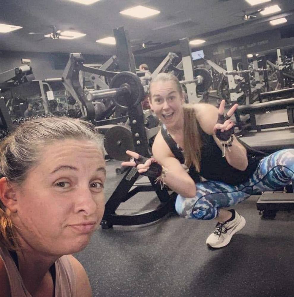 Meet your Posher, Robin